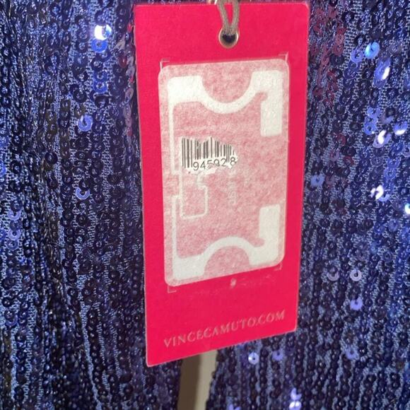 Short V-neck dress by Vince Camuto - Picture 6 of 8